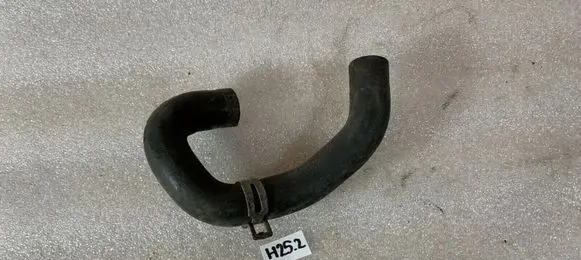 Mercedes-Benz E W210 Heater radiator pipe/hose A2105061835