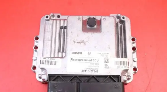 KIA Sportage Engine control unit/module ECU 39113-27345