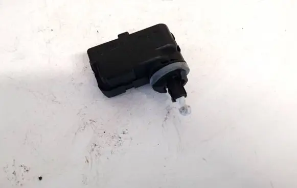 Opel Corsa D Headlight level adjustment motor 
