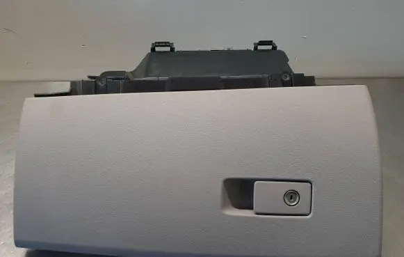 Volvo S80 Glove box 30676278 30676280 39891974