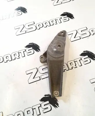 BMW 5 E39 Engine mounting bracket 1096079
