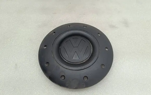 Volkswagen Transporter - Caravelle T5 Original wheel cap 7H0601151C