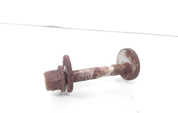 Volkswagen Golf V Rear suspension camber bolt 