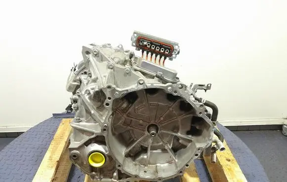 Suzuki Swace Automatic gearbox P2050520