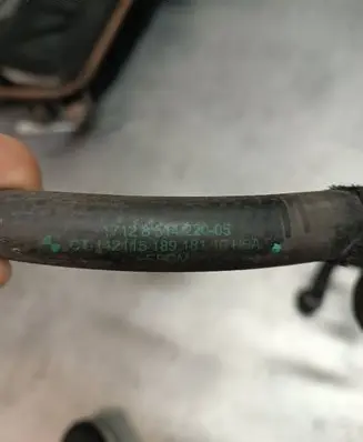 BMW X5 F15 Engine coolant pipe/hose 8514220