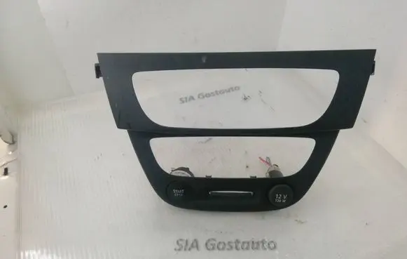 Volkswagen Golf V Dash center speaker trim cover 00169 68200020R
