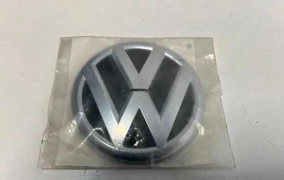 Volkswagen Caddy Manufacturers badge/model letters 2K5853630