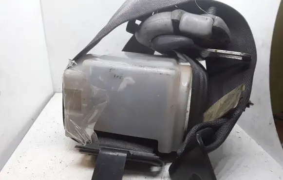 Mitsubishi Pajero Sport I Front seatbelt TKAB2EN229 0427192