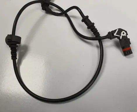 Mercedes-Benz CLS C218 AMG ABS brake wheel speed sensor A2125400117