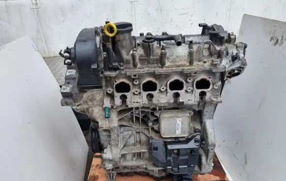 Volkswagen Golf VII Engine CHP 04E103479 04E103475N