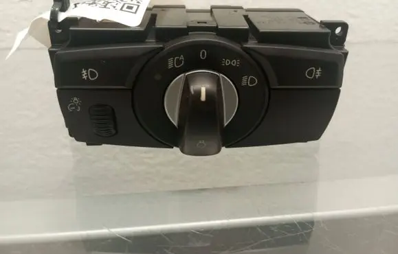 BMW 5 E60 E61 Light switch 9134726 33610201 3010091102558