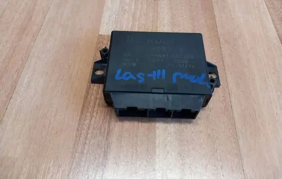 Renault Laguna III Parking PDC control unit/module 263500001R