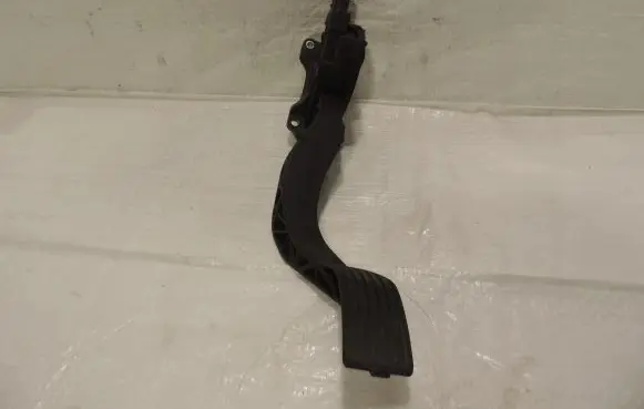 Opel Crossland X Accelerator throttle pedal 3638808