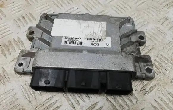 Renault Megane III Engine control unit/module 237100745R S180078106A 237100235R