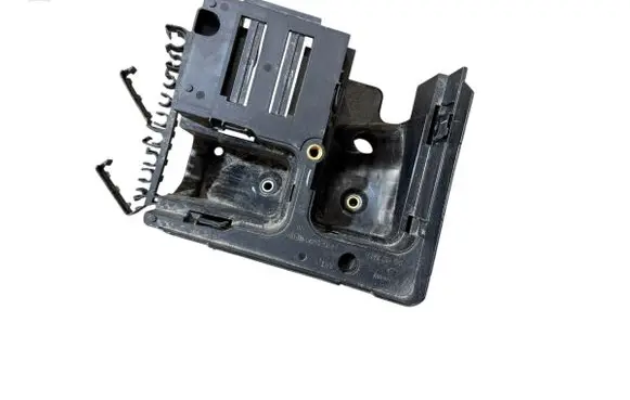 Audi Q3 8U Fuse box cover 1K0907361B