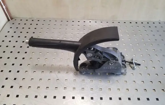 Seat Toledo III (5P) Handbrake/parking brake lever assembly 1K0711303H 8J0711303A