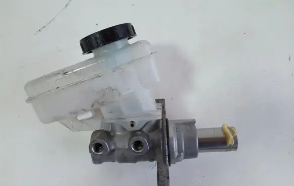 Infiniti Q70 Y51 ABS Pump 12527533