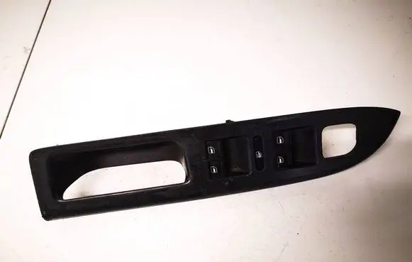 Volkswagen Golf Plus Electric window control switch 5M1867371B
