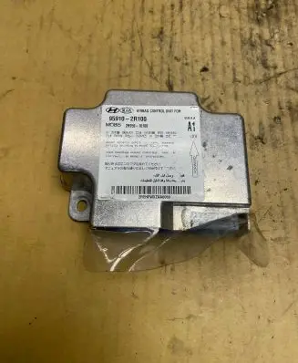 Hyundai i30 Airbag control unit/module 959102R100 2R95910100