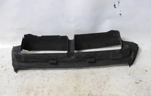 Volvo V40 Cross country Radiator trim 31294094