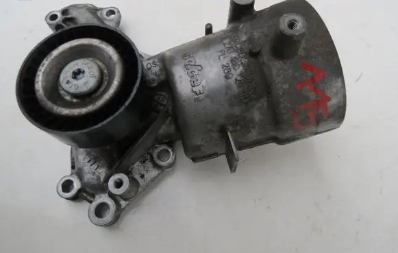 Mercedes-Benz CLS C218 AMG Oil filter mounting bracket A2781800410