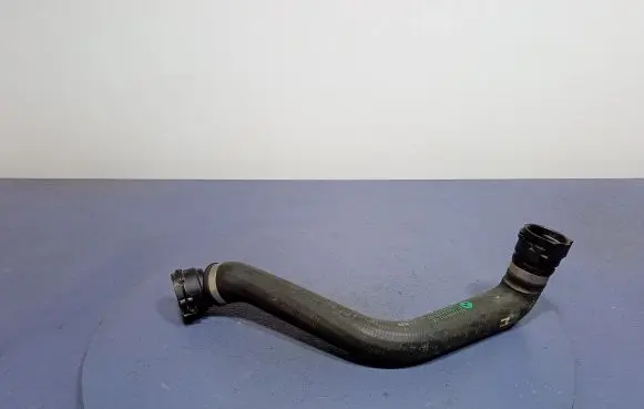 BMW X5 G05 Engine coolant pipe/hose 8591941