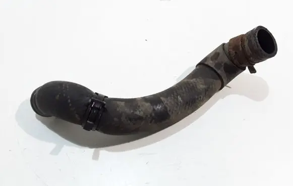 Toyota Avensis T220 Engine coolant pipe/hose
