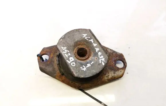 Alfa Romeo 147 Engine mount bracket 7652240
