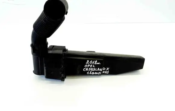 Opel Crossland X Intake resonator 9670851780 9670851680