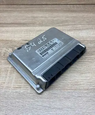 Audi A4 S4 B5 8D Engine control unit/module ECU 8D0907401A 0281001774
