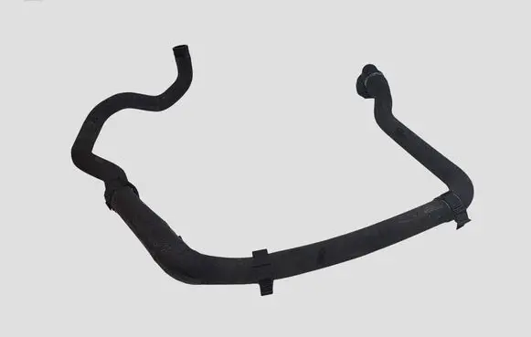 Volvo V40 Engine coolant pipe/hose