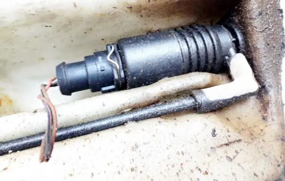 Audi 100 S4 C4 Windscreen/windshield washer pump