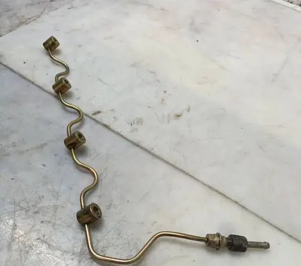 Nissan Almera Tino Fuel return line/hose