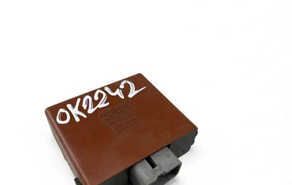 Toyota Hilux (N80, N90, N100, N110) Other control units/modules 8591433010