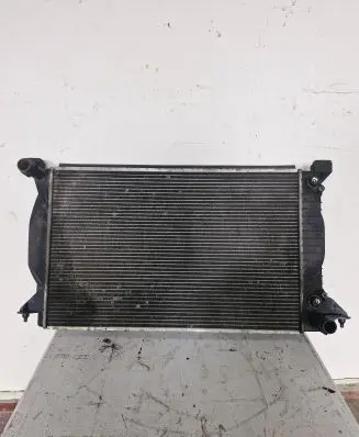 Audi A4 S4 B6 8E 8H Coolant radiator