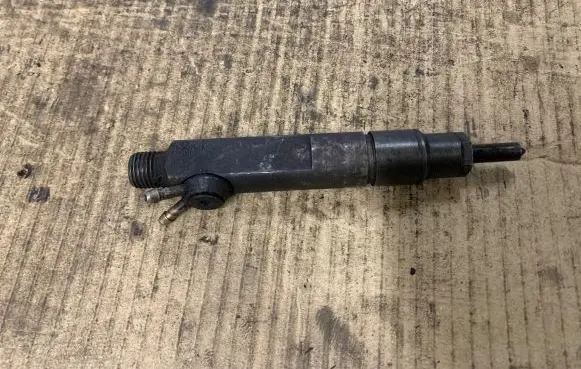Volkswagen II LT Fuel injector 0432193824 074130201