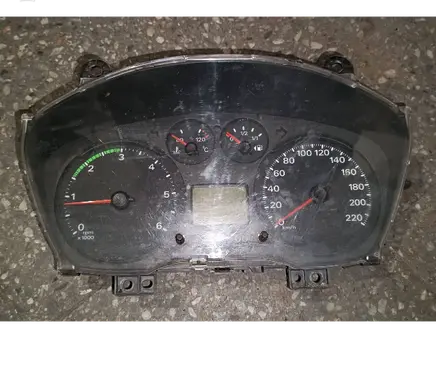 Speedometer (instrument cluster)
