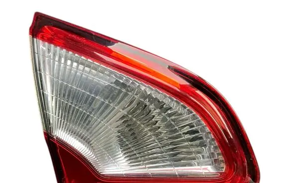 Nissan Qashqai Tailgate rear/tail lights B26555BR01A 89503189