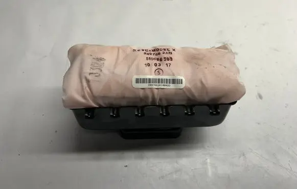 Tesla Model X Passenger airbag 103674800E 103674800