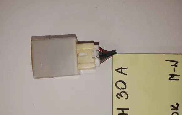 Mazda MPV II LW Other relay 3211215320 LC6266830