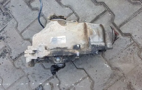 BMW X5 E70 Rear differential 7552533