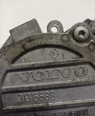 Volvo S60 Vacuum pump 31316688