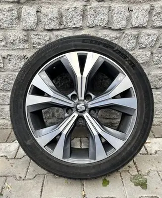 Seat Ateca R18 alloy rim 575601025E