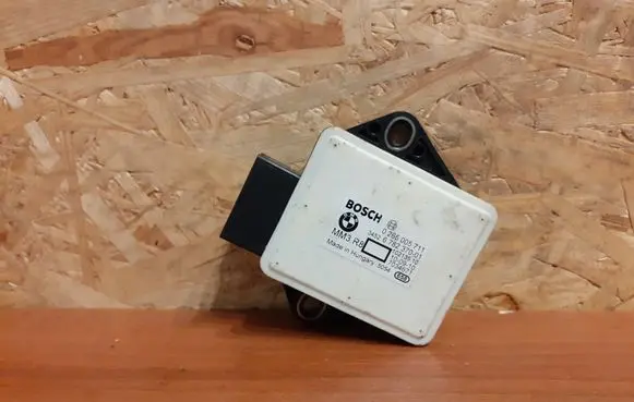 BMW 5 E60 E61 Yaw turn rate sensor 6782370 512