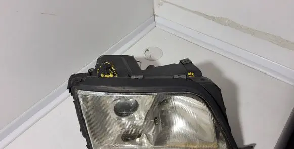 Audi A6 S6 C4 4A Headlight/headlamp 140506-02 201145600