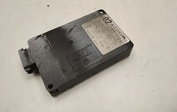 Mercedes-Benz CLS C218 X218 Distronic sensor radar A0009058702