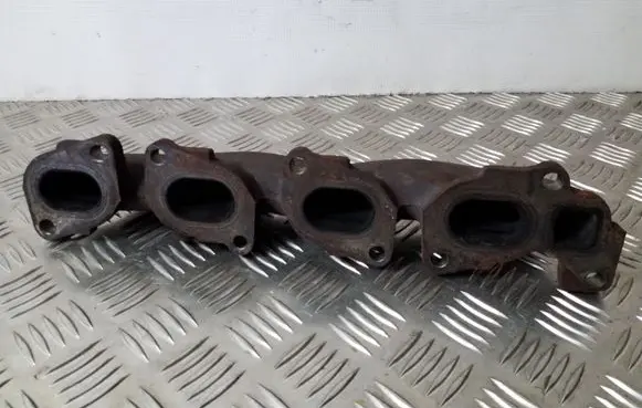 Opel Astra J Exhaust manifold 55565985
