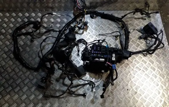 Mazda 6 Engine installation wiring loom 