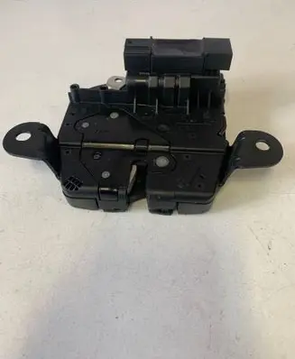 BMW 2 F46 Tailgate/trunk/boot lock/catch/latch 7348530