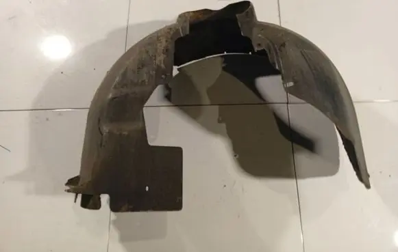 Ford Focus Front wheel arch liner splash guards